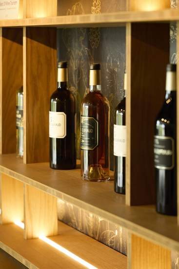 La carte des vins, du label Terres de Natures, et d'ailleurs, au restaurant La Chapelle de Guiraud